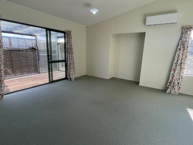 6a Vause Street