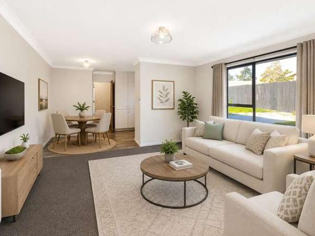 6B Pyatt Place, Redwood, Christchurch City