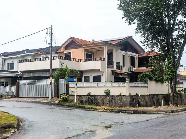 6Bilik CORNER LOT CANTIKTaman Sri Andalas Klang