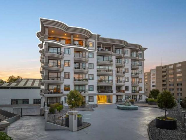 6C/118 Gladstone Road, Parnell, Auckland City