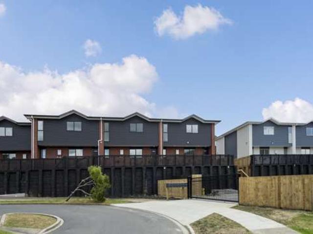 6D/34 Index Place, 10686, Manukau City