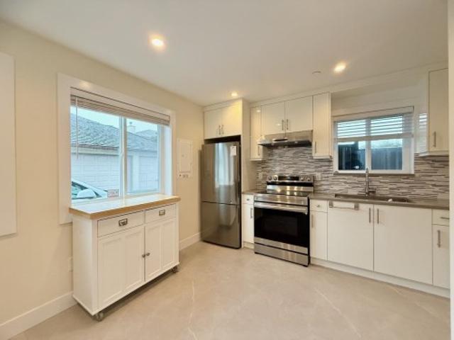 6X 47Th Avenue W, Vancouver, BC, V5Y 2X7 house for lease | Listing ID R3145 | Royal LePage