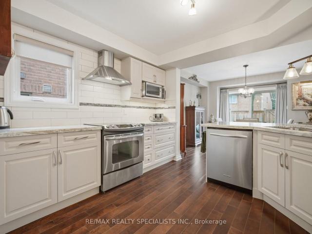 73 5480 Glen Erin Drive, Mississauga | For Sale @ $949,900 | Condos. Ca