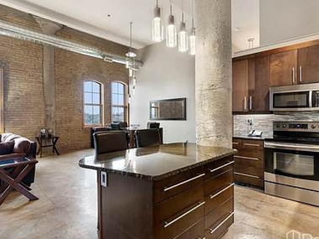 73 24th Street E