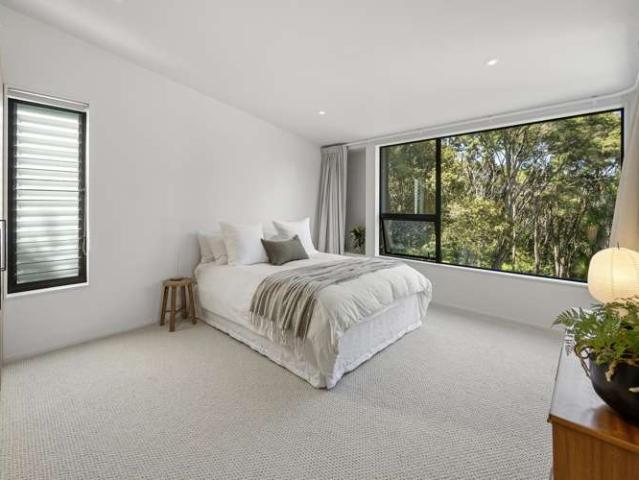 73 Takahe Road, Titirangi, Waitakere City