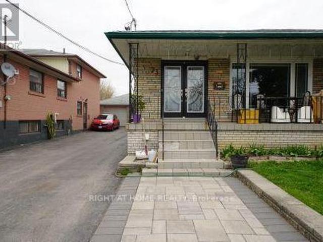 73 Buckland Road, Toronto, ON, M3L 1W3 house for sale | Listing ID W13052 | Royal LePage