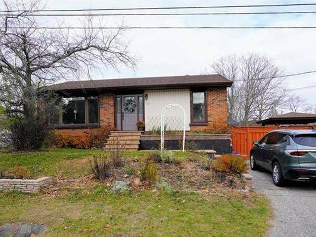 73 HIGHLAND Crescent Parry Sound Ontario