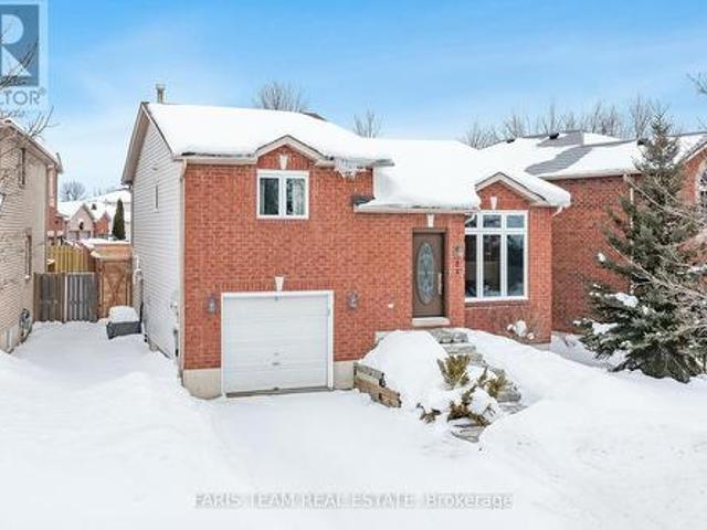 73 Peregrine Road, Barrie, ON, L4M 6P7 house for sale | Listing ID S11972 | Royal LePage