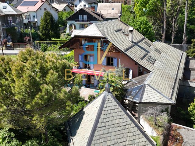 73 SAINT JEAN DE MAURIENNE CENTRE Sublime demeure de c