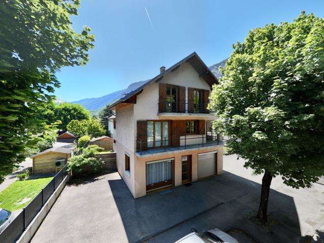 73 saint jean de maurienne / rare à la vente maison fam