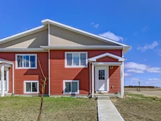7002 50 Avenue, Camrose, AB, T4V 5G1 house for sale | Listing ID E4491 | Royal LePage