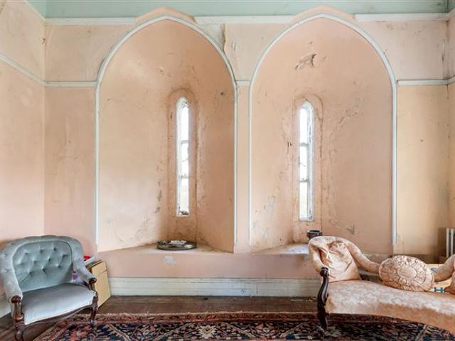 700,000 | Ardfinnan Castle, Ardfinnan, County Tipperary Sherry FitzGerald Pollard Fitzgerald 5003 MyHome. Ie Residential