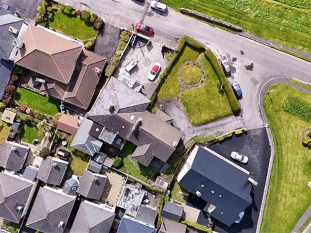 700,000 | Whitestrand House, Beach Court, Salthill, Galway, County Galway Colleran Auctioneers 4992 MyHome. Ie Residential