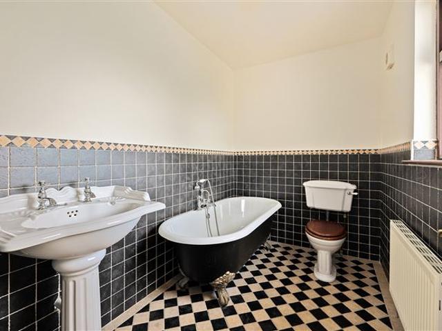 700,000 | 30 Walshestown Abbey, Newbridge, Co Kildare, Newbridge, Kildare Donnelly Property Services 4980 MyHome. Ie Residential