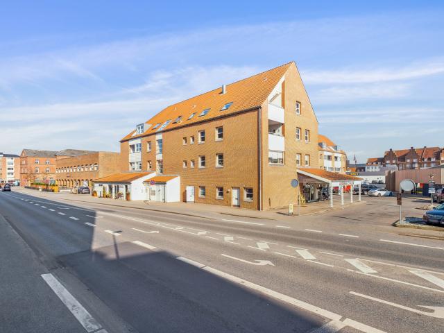 700 0 Lichtenbergsgade 3A, 3. 2 Indflytningsklar lejlighed med sydvendt altan, elevator og p plads RealMæglerne