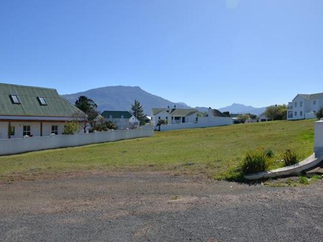 700 m² Land available in Villiersdorp