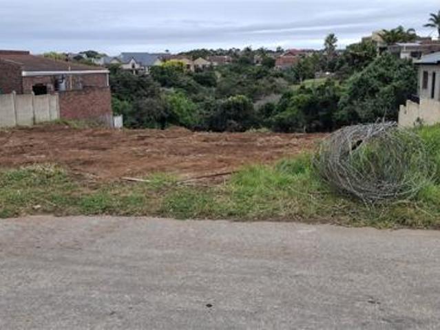 700 m² Land available in Wavecrest
