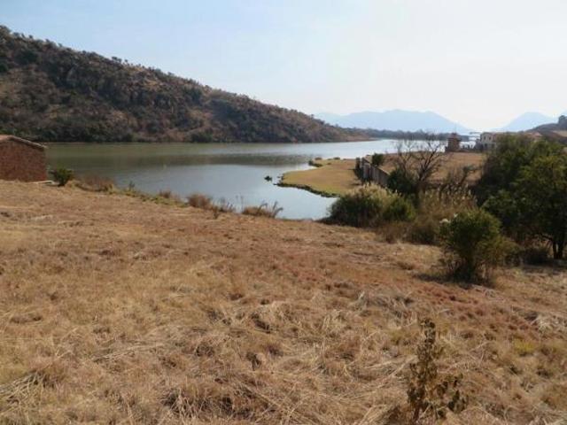 700 m² Land available in Estate D Afrique