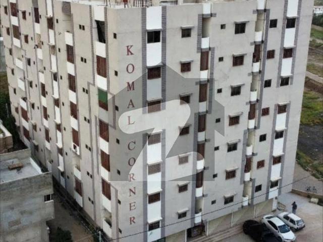 700 Square Yard Flat Available In Komal Residency In The Hear Of Saadi Town, Scheme 33 Karachi
