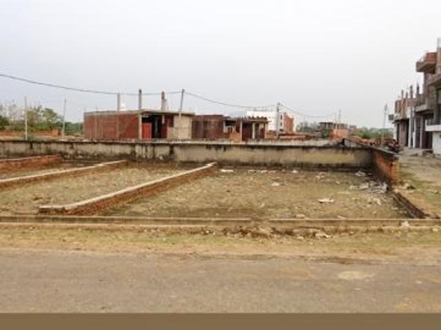 700 Sq.Ft. Plot in Jankipuram Extension Lucknow Listing ID: #10399