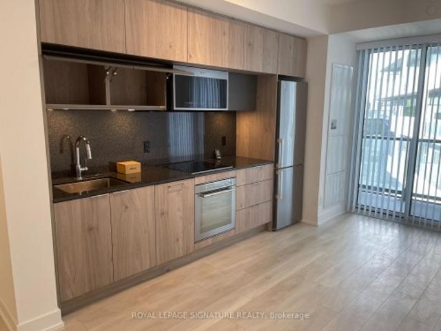 701 25 Adra Gardo Way, Toronto, ON, M2J 0H6 lease for lease | Listing ID C13482 | Royal LePage