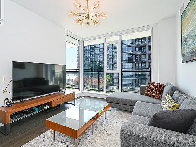701 3200 Corvette Way Richmond, British Columbia