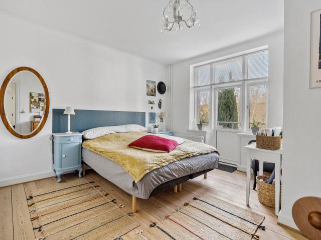 701 7 Nyboesgade 38, st Charmerende lejlighed med central beliggenhed RealMæglerne