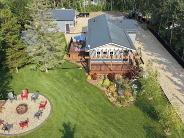 701 55 Rge Road 33, Rural Lac Ste. Anne County, AB, T0E 0A0 house for sale | Listing ID E4500 | Royal LePage