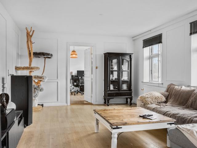 701 6 Ribe Landevej 390 Villa med ugenert gårdmiljø og stor garage/værkstedsbygning RealMæglerne