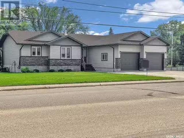 701 Sumner Street, Esterhazy, SK, S0A 0X0 house for sale Li.