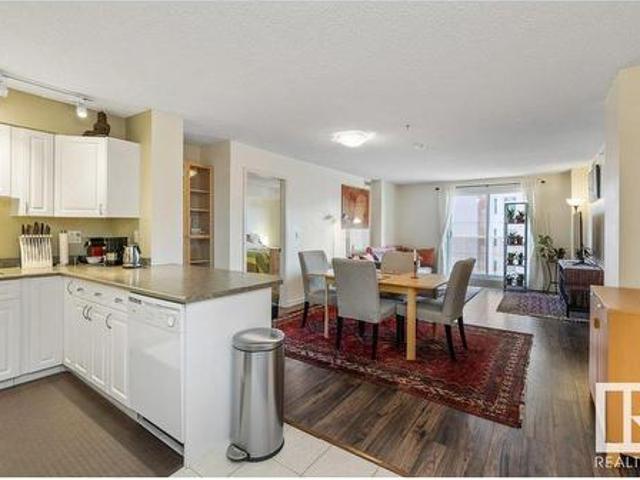 702 10909 Avenue, Edmonton, AB, T5K 2W7 condo for sale | Listing ID E4424 | Royal LePage