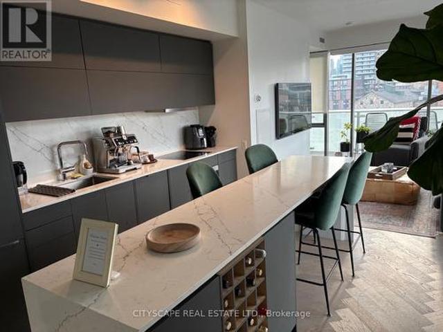 702 70 Distillery Lane, Toronto, ON, M5A 0E3 condo for sale | Listing ID C13081 | Royal LePage
