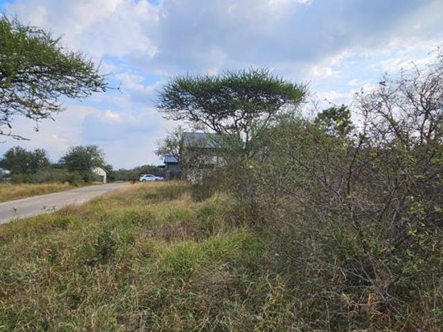 702 m² Land available in Zandspruit Bush and Aero Estate
