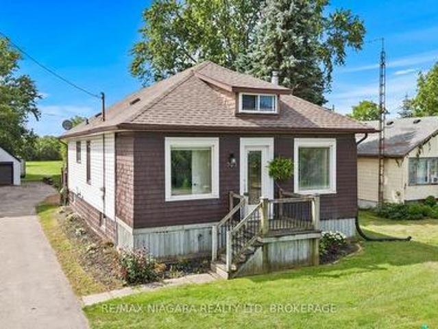 702 Main Street W, Port Colborne Main Street, ON, L3K 5V4 house for sale | Listing ID X13687 | Royal LePage