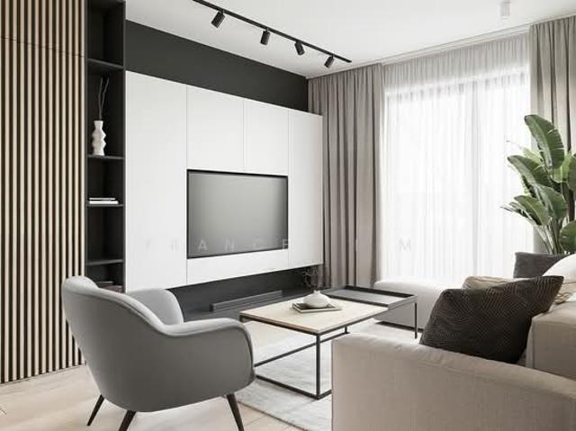702 Woodlands Drive 40 HDB Apartment For Sale, $600,000, 4 Bed 2 Bath 1,270 sqft $472.00 psf