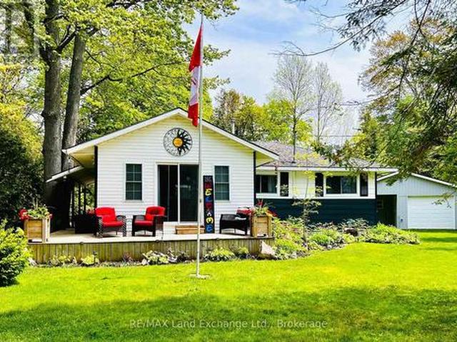 702 Yosacha Place, Huron Kinloss, ON, N2Z 2X3 house for sale | Listing ID X12186 | Royal LePage