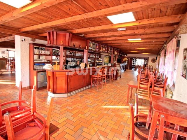 70374 AP: exclusivite. Murs et fonds. Hotel de 24 chambres. 1870m² Lepuix