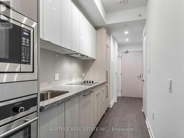 703 115 Blue Jays Way, Toronto, ON, M5V 3T3 lease for lease | Listing ID C13132 | Royal LePage