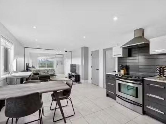 703 231 Rue Riverside, Saint Lambert, QC, J4P 1A3 condo for.