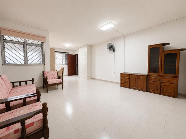 703 Hougang Ave 2 HDB Apartment For Sale, $560,000, 3 Bed 2 Bath 1,001 sqft $559.00 psf