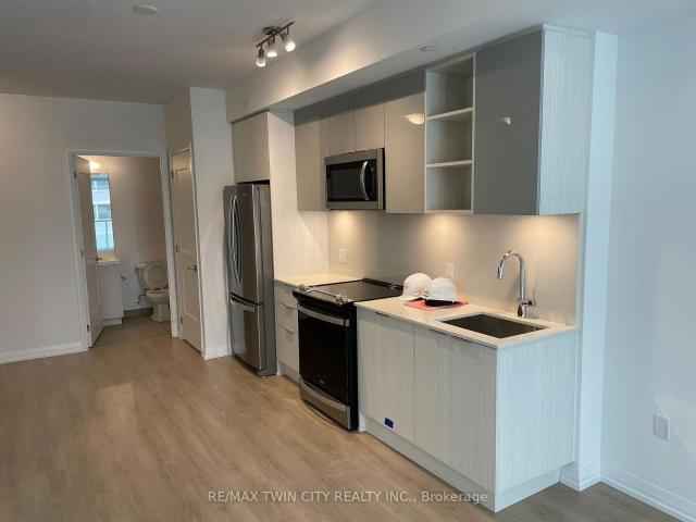 704 25 HOLLY Street, Toronto | Leased, C12854 | Condos. Ca