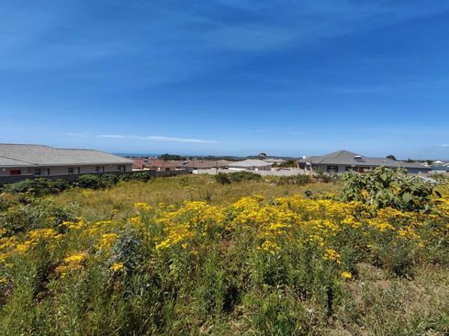 704 m² Land available in Gonubie
