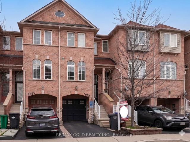 7059 Fairmeadow Crescent, Mississauga | For Sale @ $825,000 | Condos. Ca