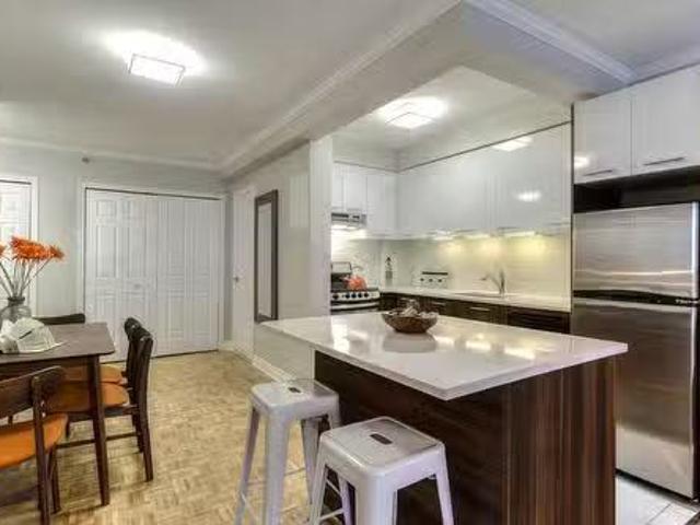 705 1420 Rue Crescent, Montréal Ville Marie, QC, H3G 2B7 l.
