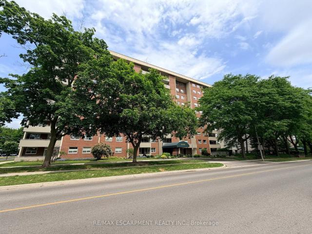 705 1 Ghent Avenue, Burlington | For Sale @ $560,000 | Condos. Ca