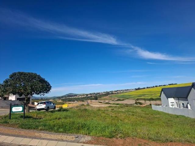 705 m² Land available in Mount Royal Golf Estate
