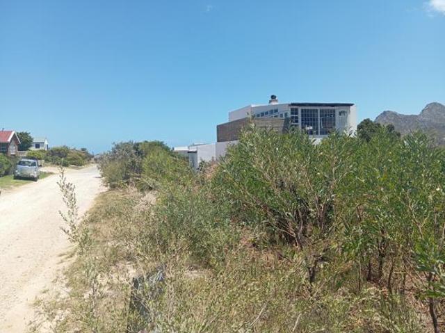 705 m² Land available in Pringle Bay