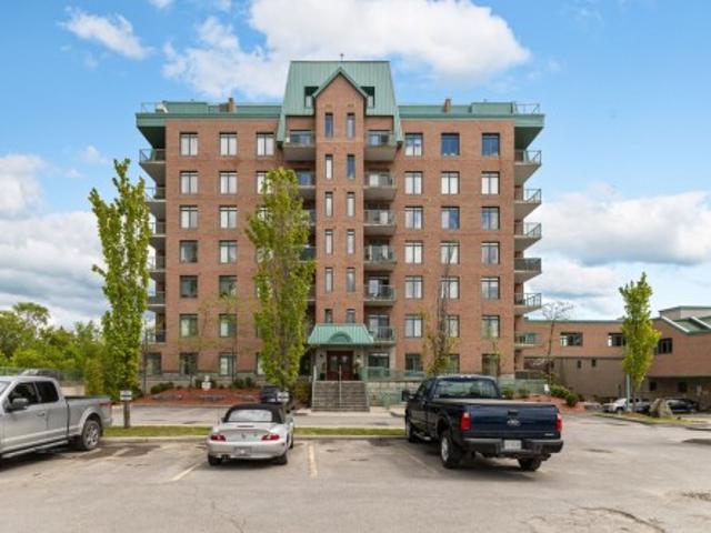 706 1 Ch. D'Aylmer, Gatineau Aylmer, QC, J9H 0G5 Luxury Condo for sale | Listing ID 16431 | Royal LePage Carriage Trade Luxury Properties