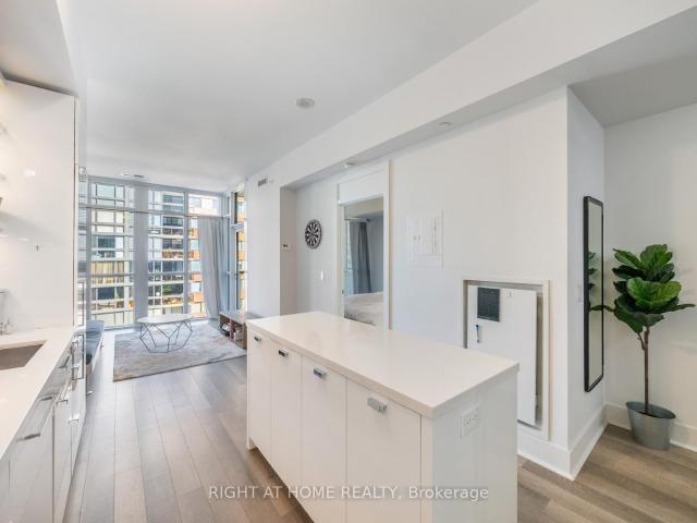 706 32 Davenport Road, Toronto | Expired, C12611 | Condos. Ca