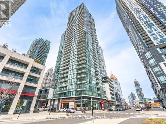 706 4 Brickstone Mews, Mississauga, ON, L5B 0G3 condo for sale | Listing ID W13587 | Royal LePage